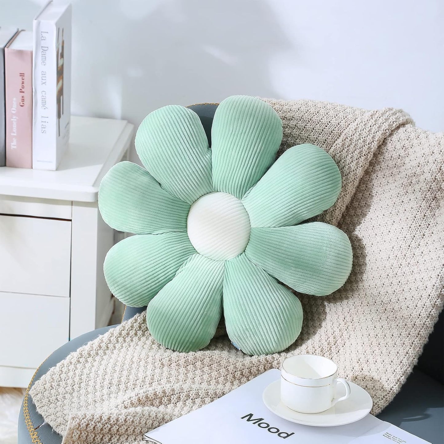 Daisy Flower Pillow, Flower Floor Pillow Throw Cushion Seating Pad,Cute Room Decor& Plush Pillow for Sofa Bedroom Chair(23.6",Green), 1 Count (Pack of 1)