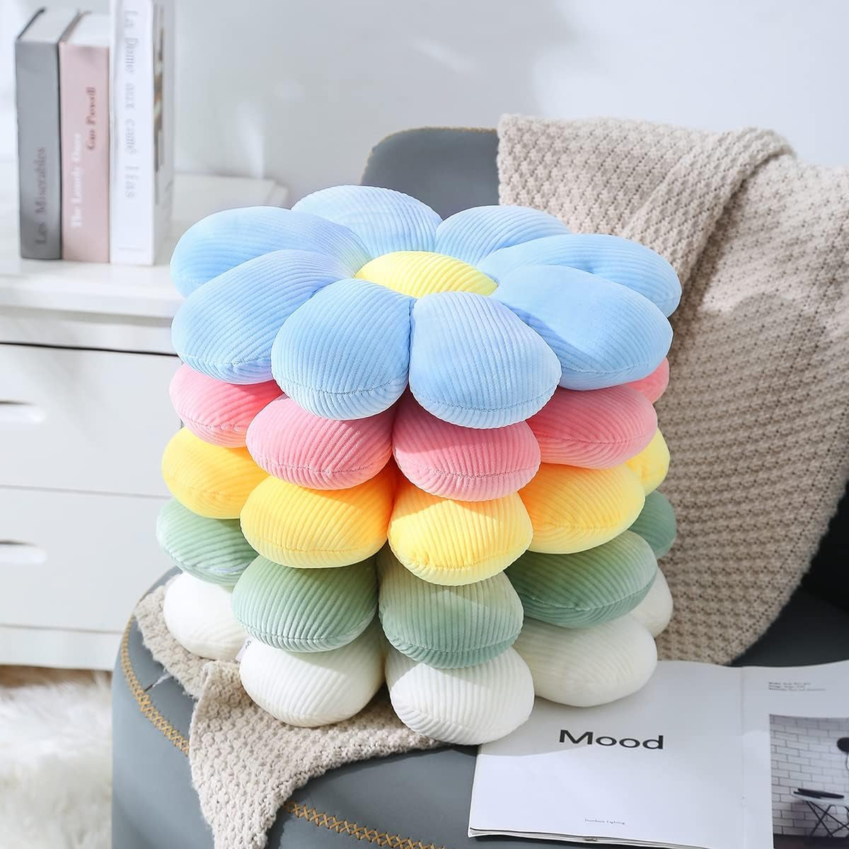 Daisy Flower Pillow, Flower Floor Pillow Throw Cushion Seating Pad,Cute Room Decor& Plush Pillow for Sofa Bedroom Chair(23.6",Green), 1 Count (Pack of 1)