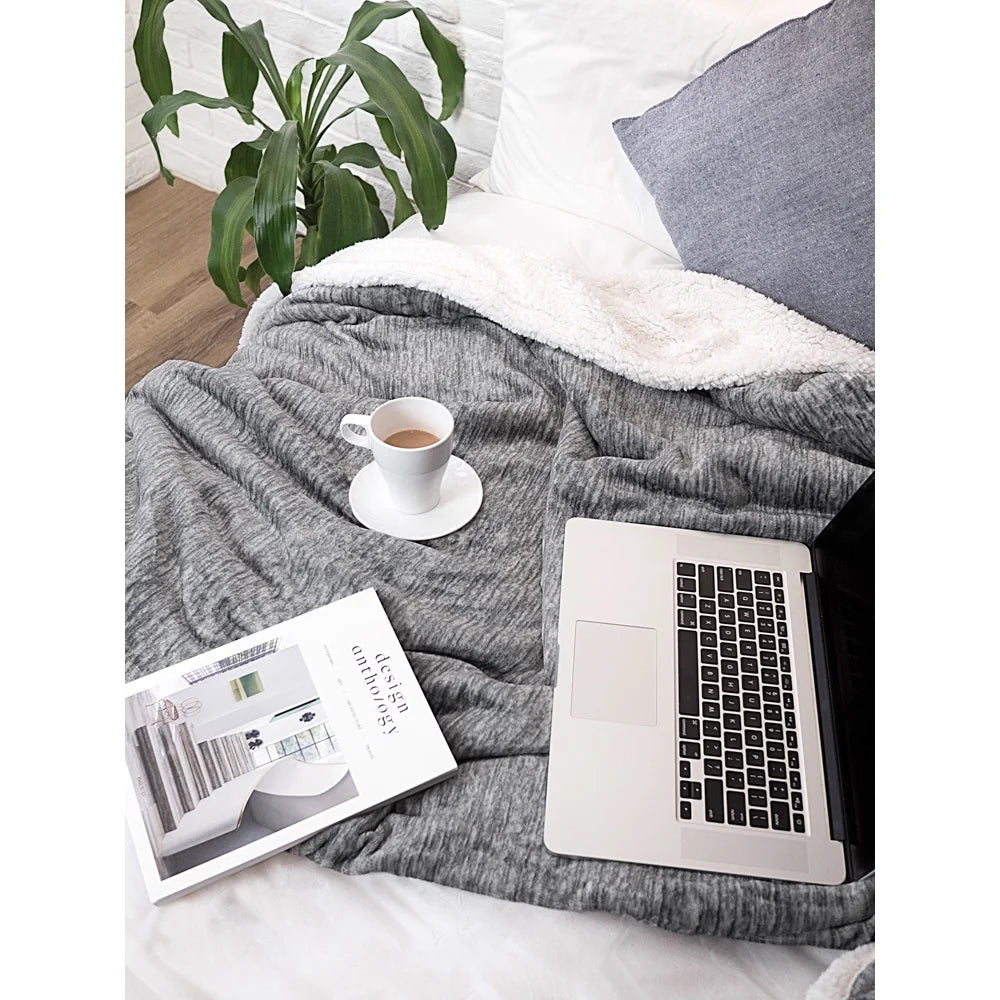 Melange Sherpa Fleece Throw Blanket | Super Soft, Reversible, Microfiber Fleece Blanket Throw | Luxurious Plush Fuzzy Dark Grey TV Blanket for Couch Sofa(50X60 Inches, Charcoal)