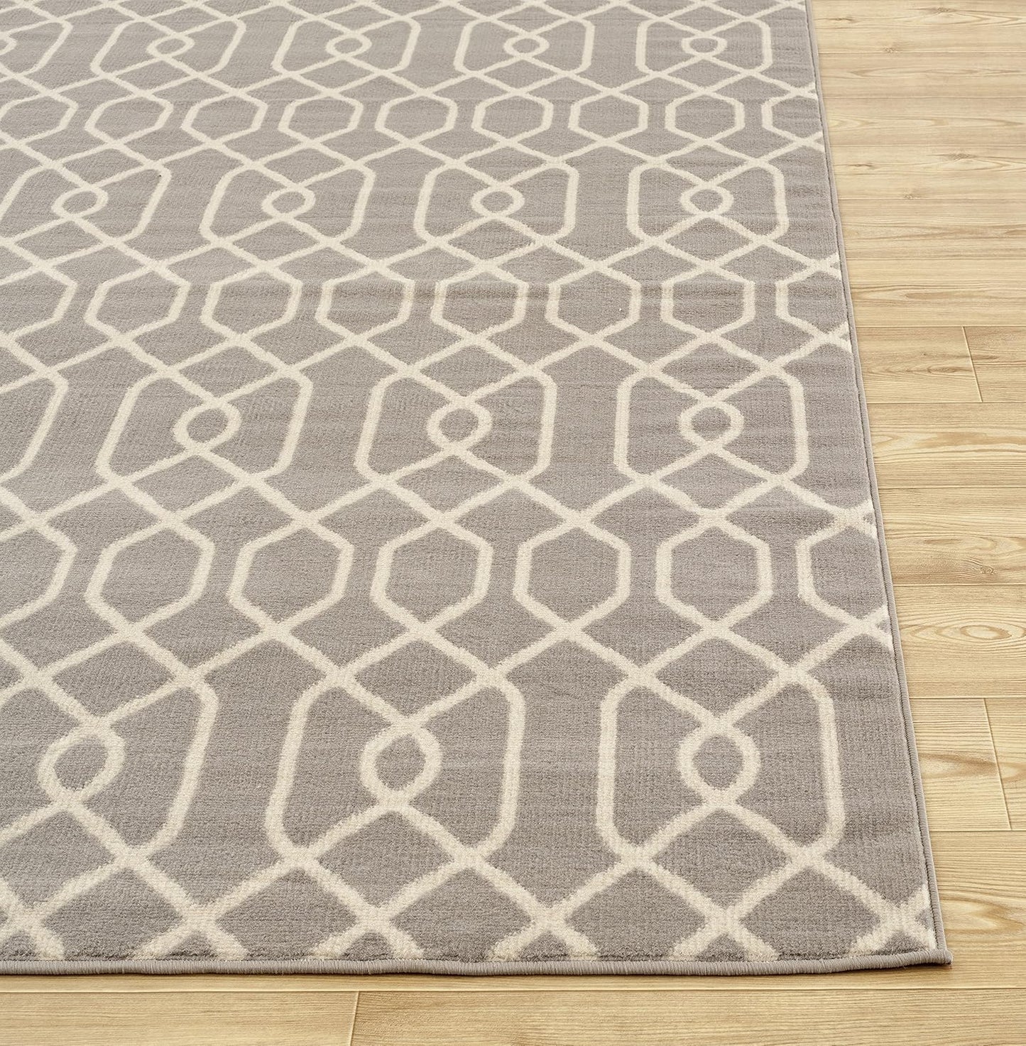 Modern Trellis Pattern Gray 7'6" X 9' 5" Area Rug