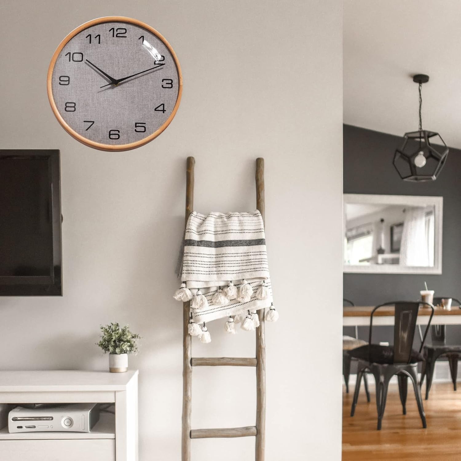 12-Inch Wall Clock, Wooden Frame Wall Clock, Fine Wooden Frame and Linen Wall Clock, Battery-Powered, Silent Wall Clock, Home/Office/School Clock(Gray