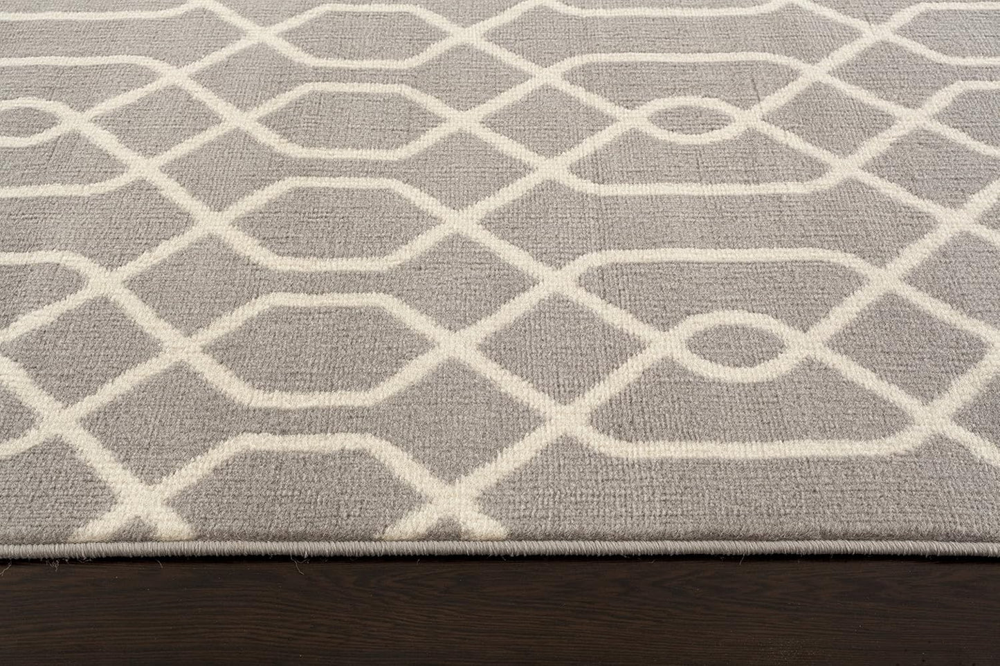 Modern Trellis Pattern Gray 7'6" X 9' 5" Area Rug