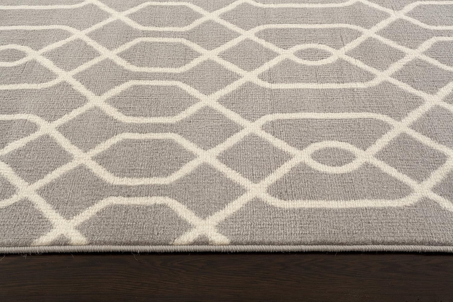 Modern Trellis Pattern Gray 7'6" X 9' 5" Area Rug
