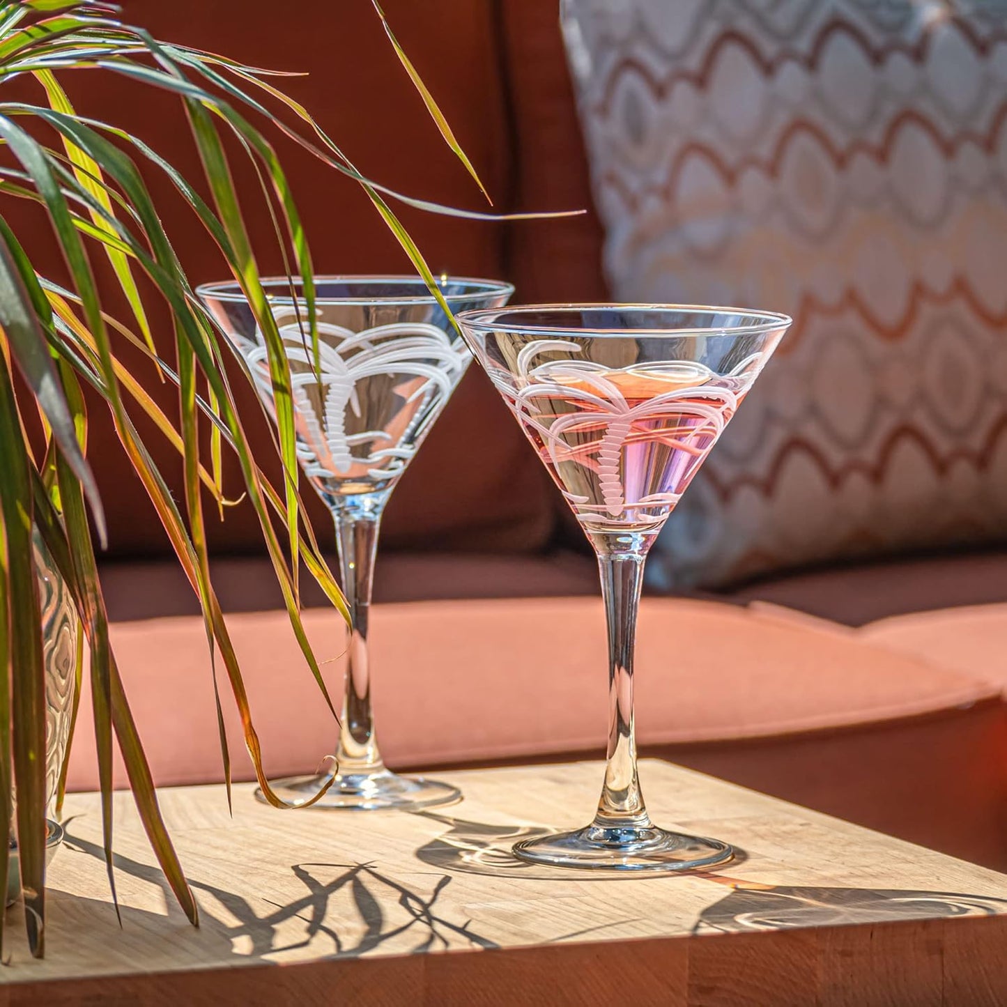 Palm Tree Martini Glass | Stemmed 10 Ounce Martini Glasses | Lead-Free Glass | Diamond-Wheel Engraved Cocktail Glasses | Made in the USA (Set of 4)