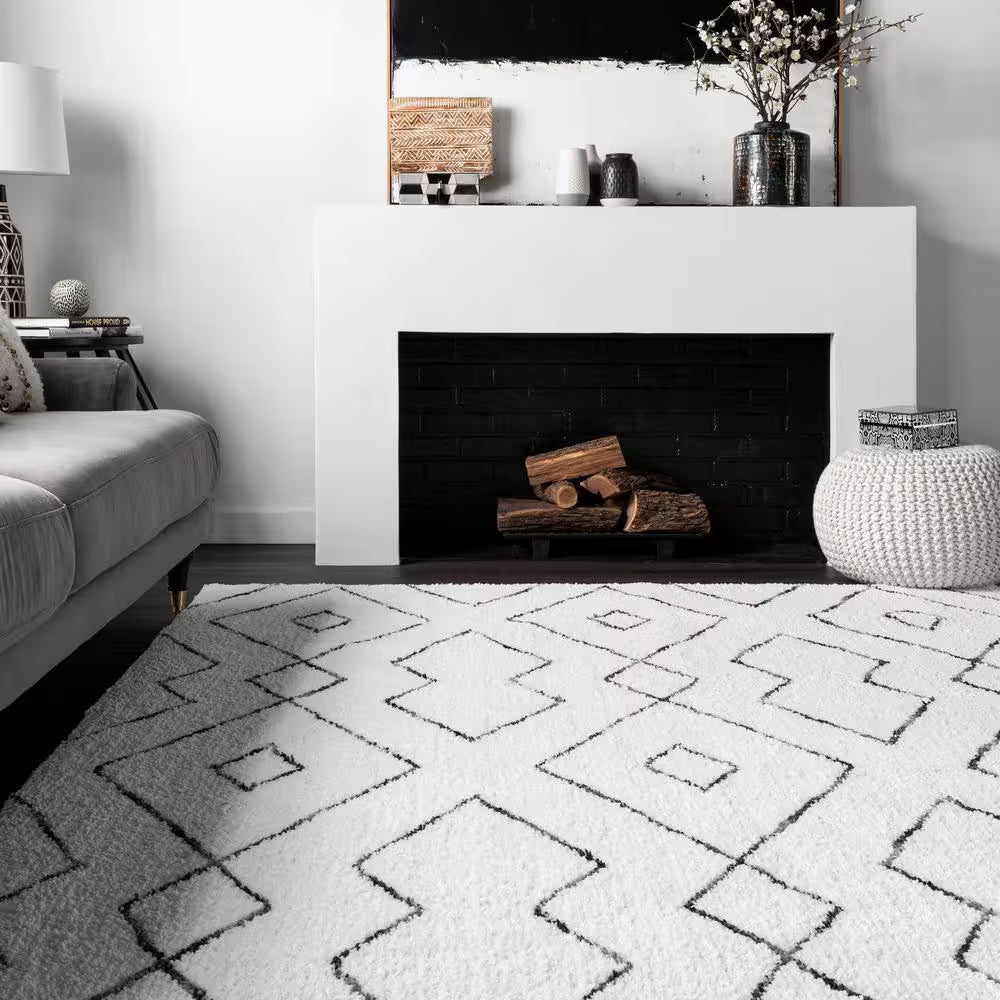 Beaulah Modern Geometric Shag White 6 Ft. X 9 Ft. Area Rug